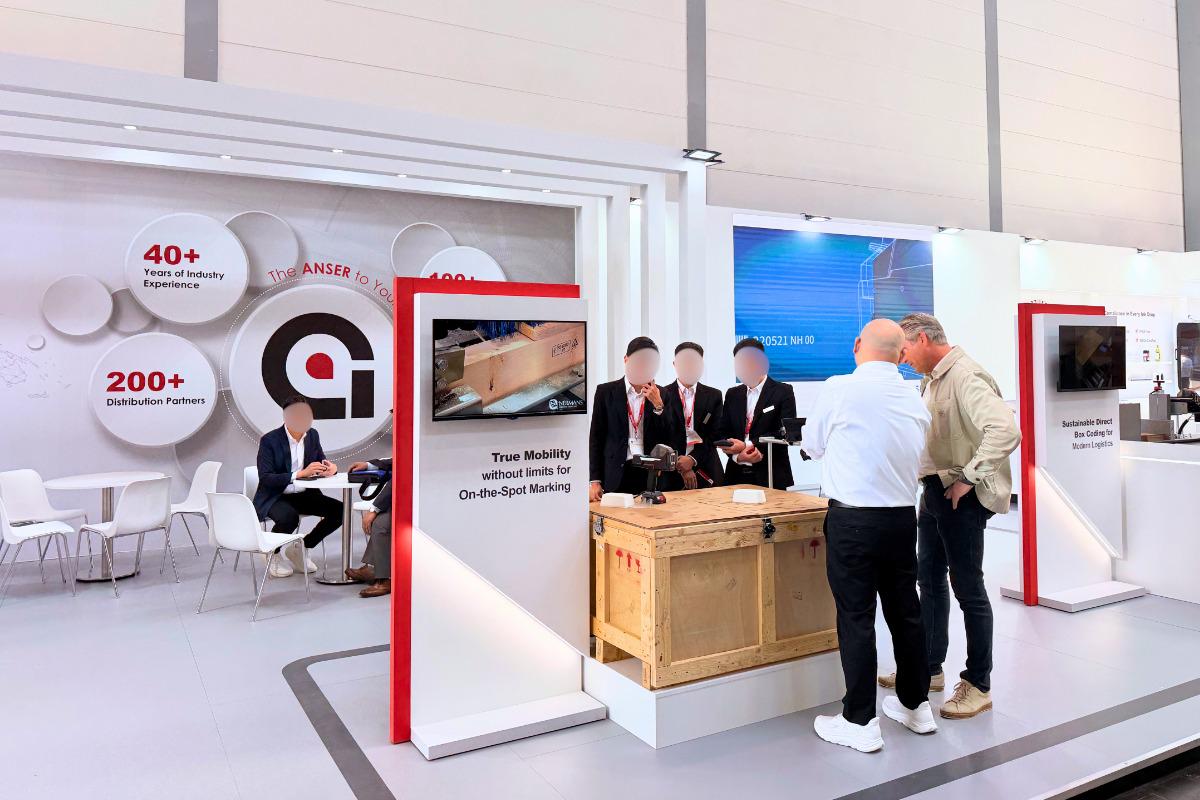 Interpack 2026 Exhibit Design: Professional Business Lounge and Networking Space