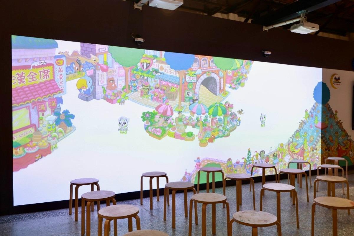 Interactive Curation:"The Egg Ninja is Here!" A 6-meter large-scale 3D coloring interactive projection wall