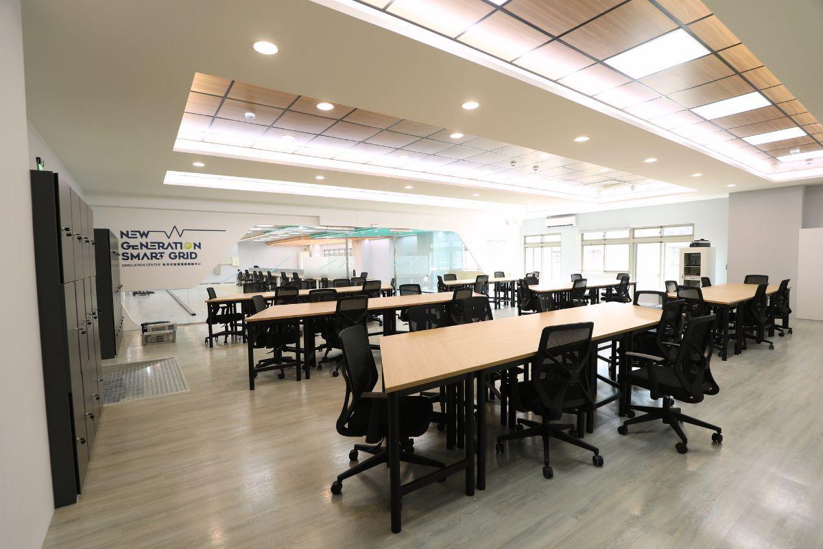 【Public Space Design】The Smart Grid Simulation Training Center ...